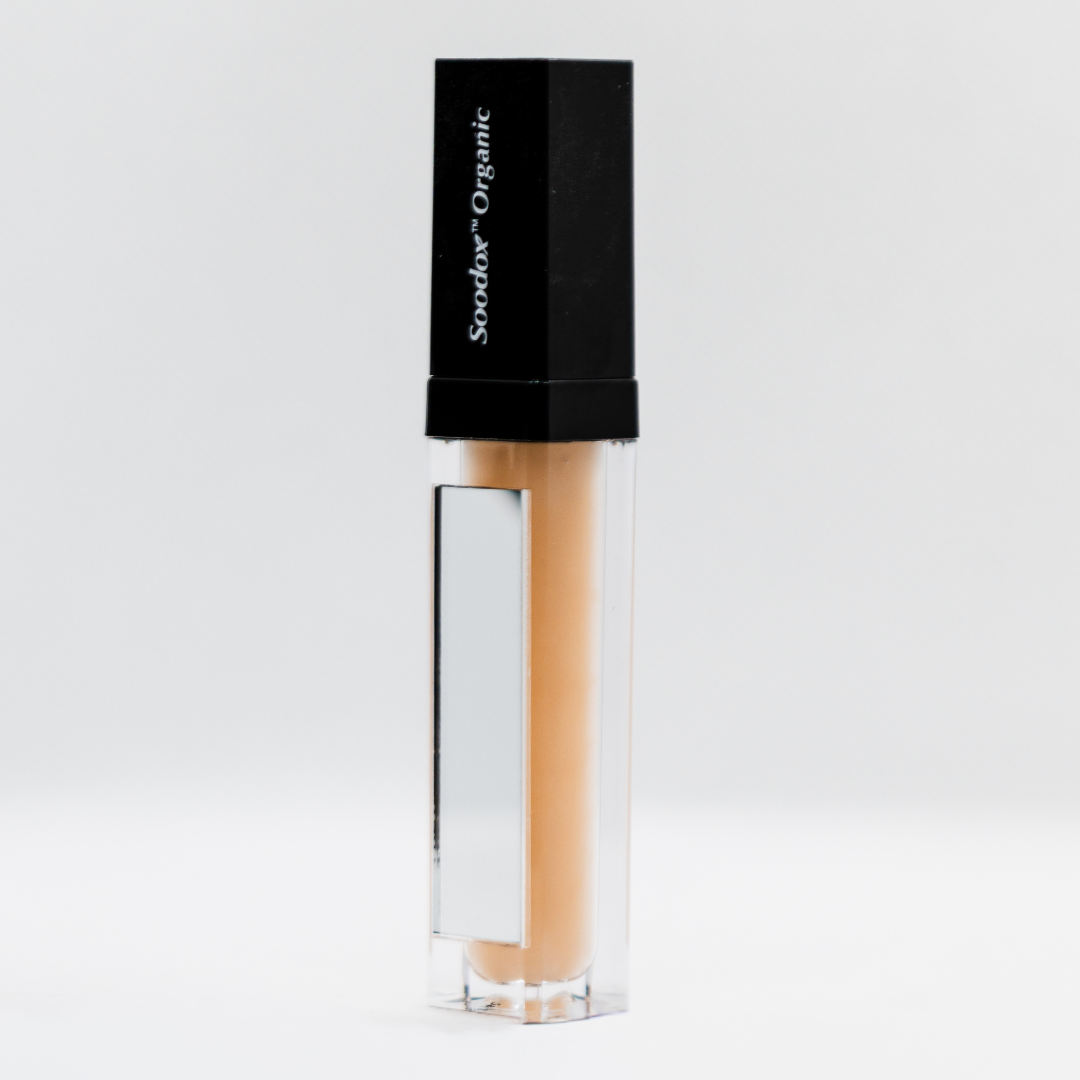 Soodox Organic Plumping Lip Oil tube with mirrored side